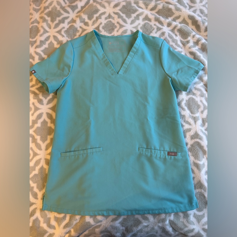 Figs Neon Blue XS Casma Three-Pocket Scrub Top